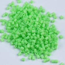Load image into Gallery viewer, 1000pcs/bag 2.6mm mini hama beads kids perler toys available 100%quality guarantee diy toy activity diy beads PUPUKOU
